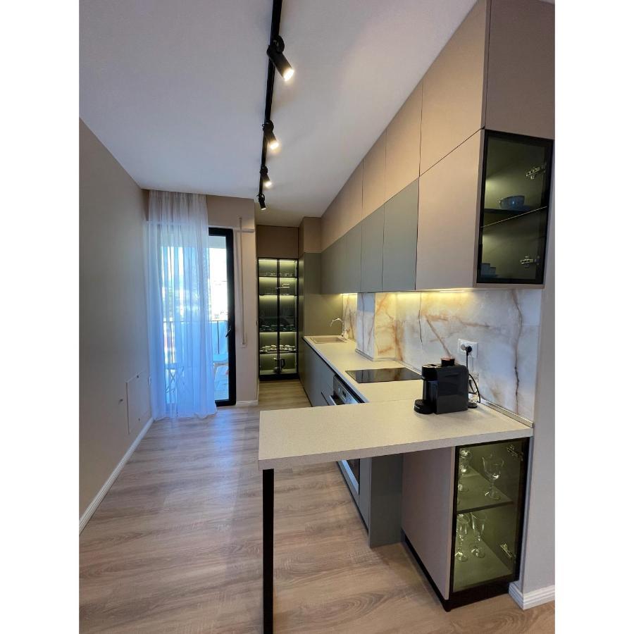 Green Terrace Apartment 5 Tirana Exterior photo